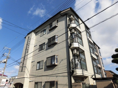 【外観】 | マンション常磐 | タイル張りの外観です