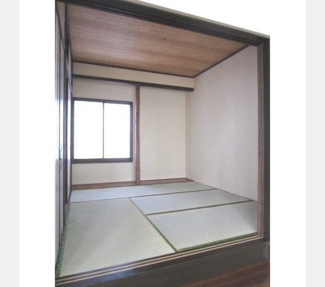 荏田西５丁目貸家の居間・リビング|前回募集時の写真です。