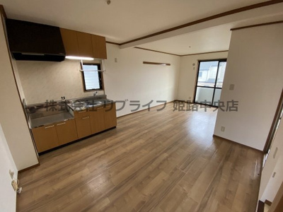 【居間・リビング】 | ハイツ・ラポール