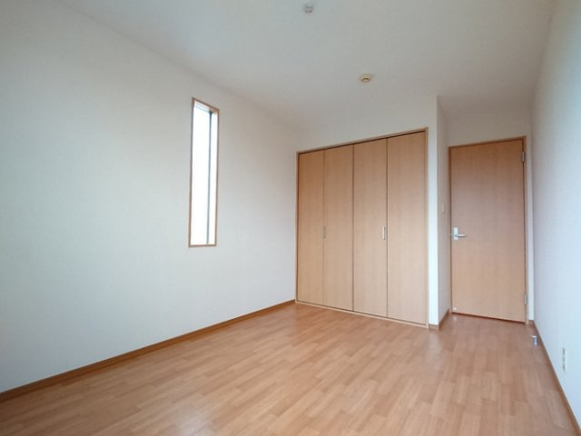 岸和田市尾生町６丁目のテラスの居間・リビング|ゆったりとした居間です