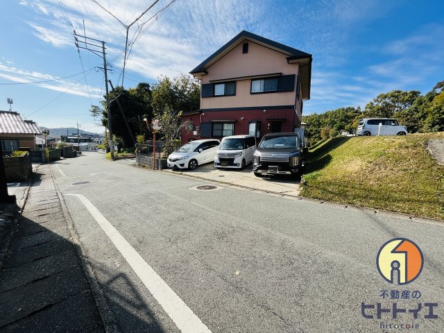 広川町新代中古住宅の前面道路含む現地写真