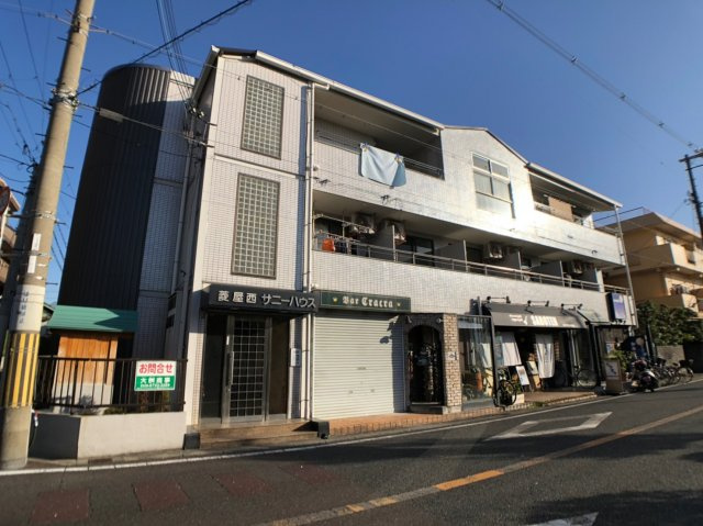 東大阪市菱屋西１丁目の賃貸マンションの外観