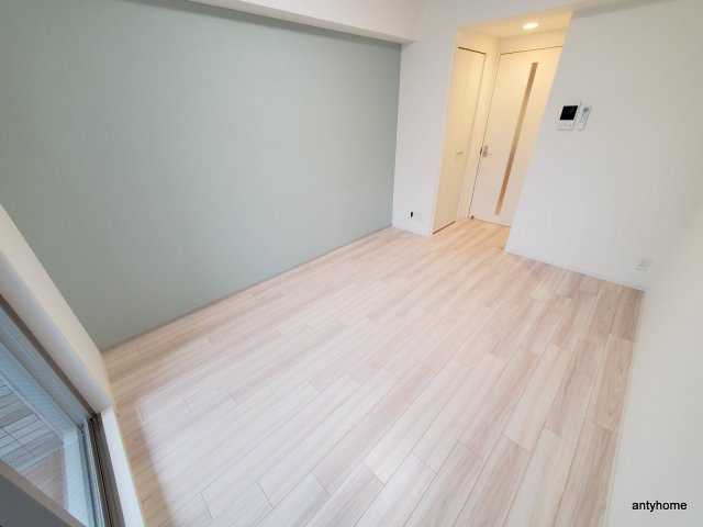 プレサンス OSAKA 姫里エンファシス 仲介手数料無料の寝室