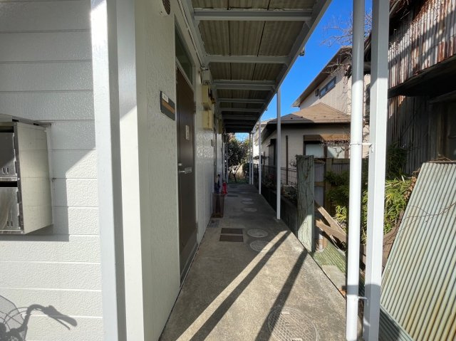 越コーポA棟のその他共用部分|共用廊下