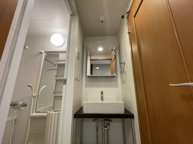 ローズパーク参番館の独立洗面台|他号室参考写真です