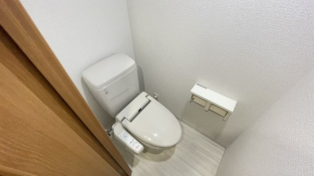 ローズパーク参番館のトイレ|別号室参考写真です。