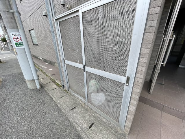 ローズパーク参番館のその他共用部分|敷地内ゴミ捨て場