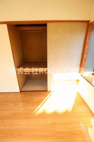 三股町貸家の収納|こまごまとしたものを収納できそうですね