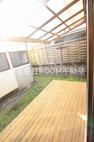 三股町貸家のバルコニー|バルコニー付きです