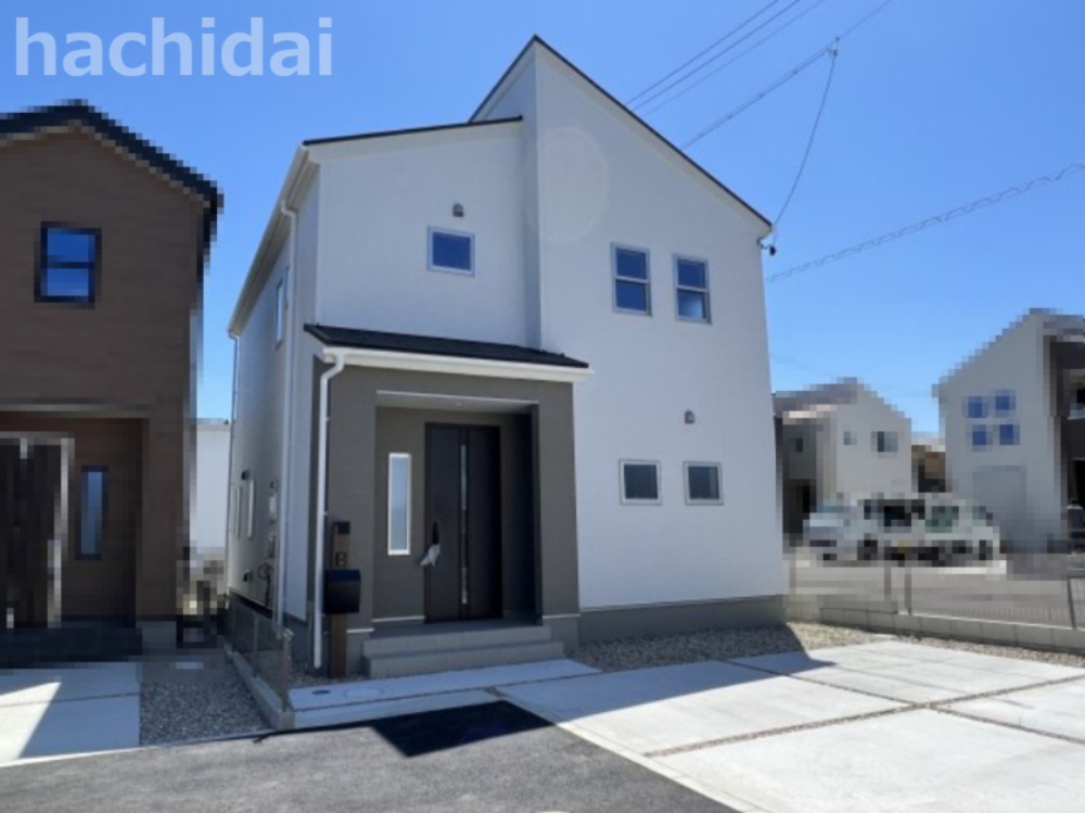 碧南市植出町3丁目　新築戸建　4号棟の前面道路含む現地写真|碧南市植出町3丁目新築戸建前面道路写真です。北側公道約2.8ｍに接道