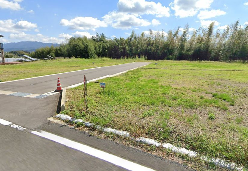北諸県郡三股町大字餅原の売地の外観