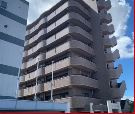 【外観】 | 淀川に近い閑静な住宅地に建つ8階建てのマンション。スタイリッシュなライトブラウンのタイル貼りの外観が特徴で1997年11月に竣工。