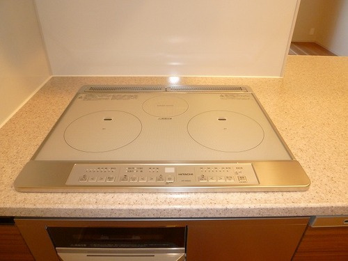 熊本市西区春日３丁目の賃貸マンションのキッチン