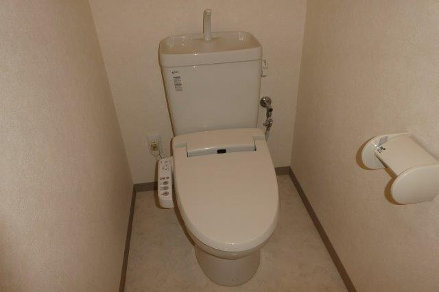 ラ・ペジーブルのトイレ|ウォシュレット