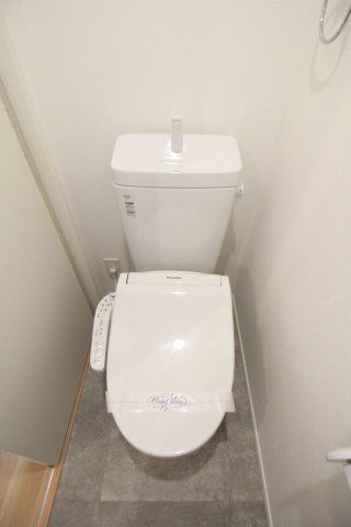 MQUARTO江田のトイレ|前回募集時の写真です。現況優先