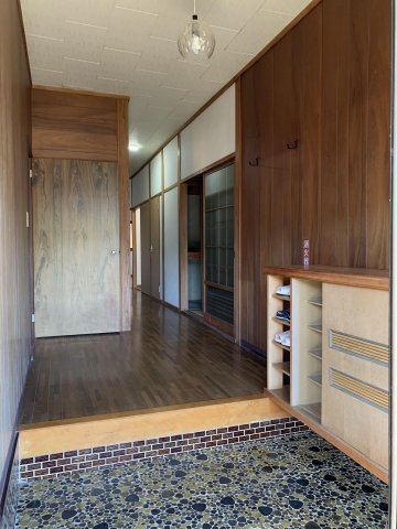 【玄関】 | 勝立売家