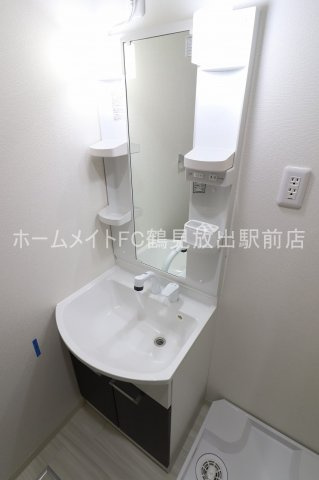 フジパレス緑Ⅰ番館の独立洗面台
