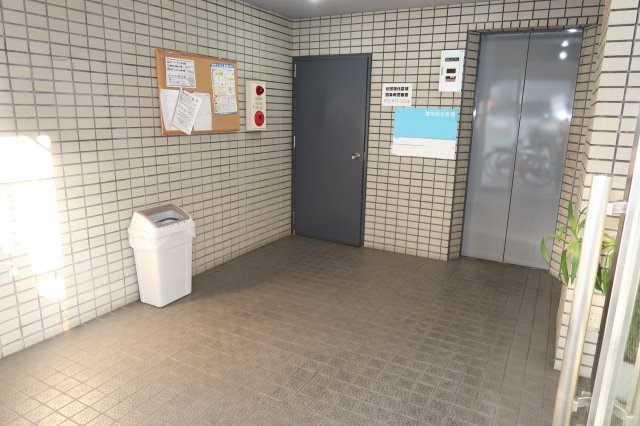 ソフィア忍ヶ丘のエントランス|エントランス