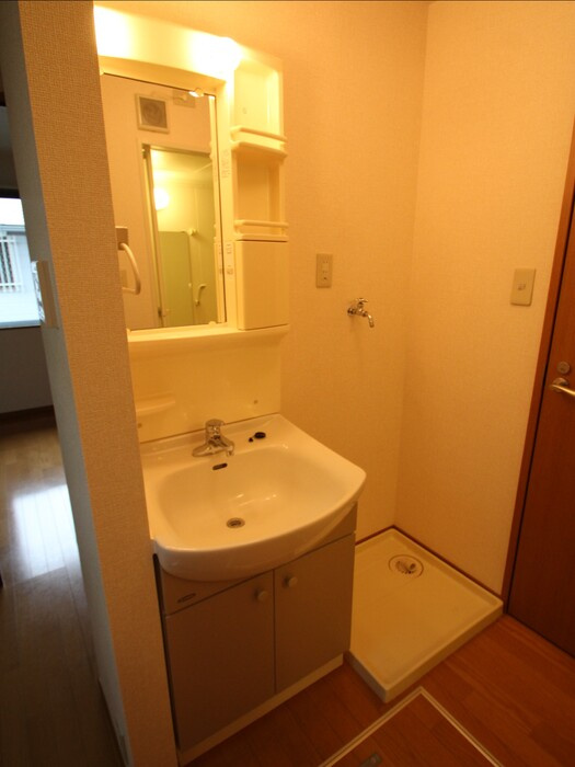 クレセントひばりの洗面所