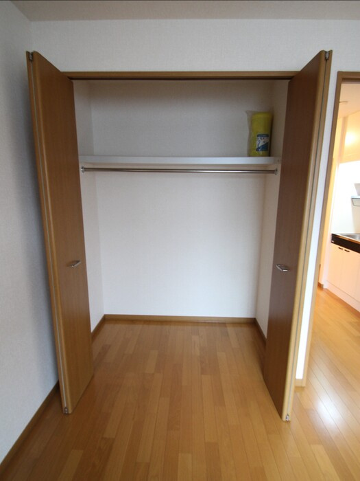 クレセントひばりの収納