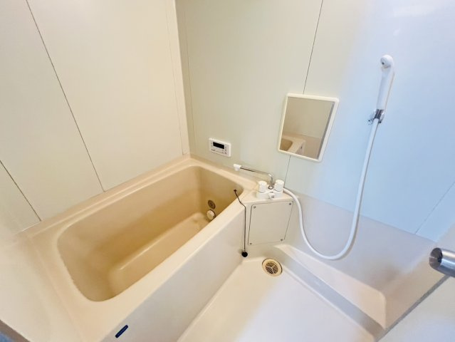 マンション朝霧3号棟の浴室