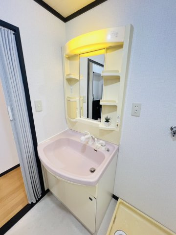 マンション朝霧3号棟の洗面所