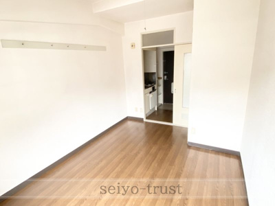 【居間・リビング】 | ヤスダ第2ビル | ★