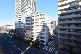 【展望】 | 物件のお問い合わせは、 ０１２０－７００－９６８までお気軽にどうぞ！
バルコニーからの眺望