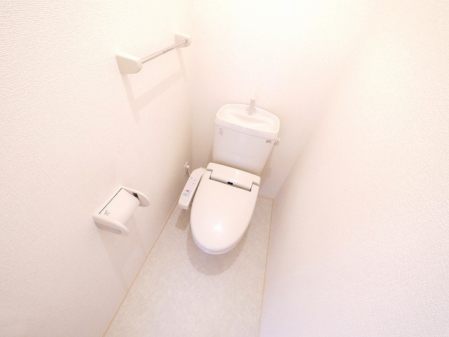 シャルマン　ヴィラージュC棟のトイレ|シンプルで使いやすいトイレです
