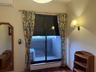 【設備】 | セザンヌ大塚 | 電動シャッター