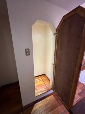 【設備】 | セザンヌ大塚 | 鏡・収納（キッチン側）