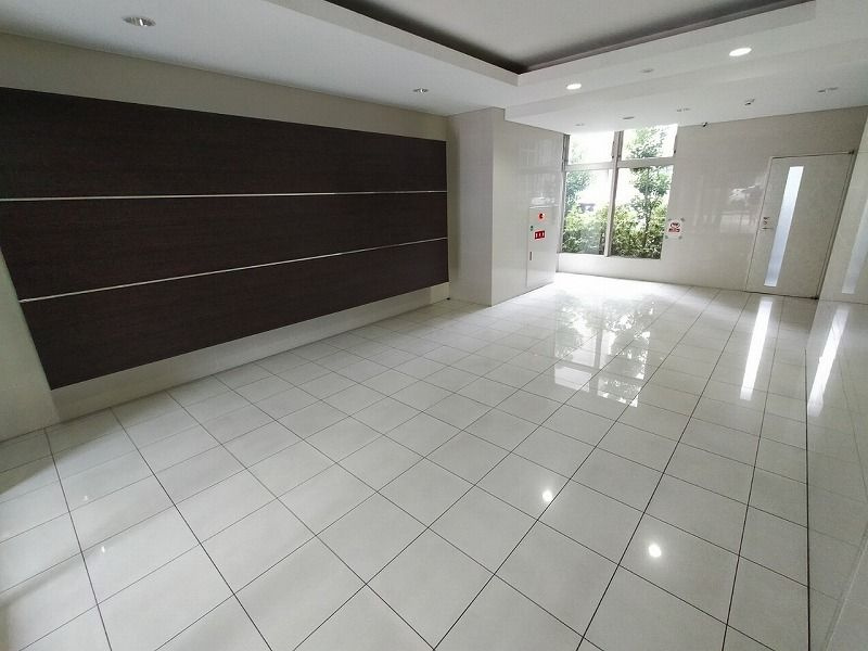 アトラスアルファーノ箱崎のエントランス