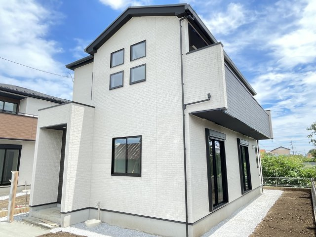 藤岡市藤岡2期（全2棟）2号棟の外観|建物完成済みでございます。お部屋のご内覧可能でございます。お気軽にお問合せ下さいませ(^▽^)/