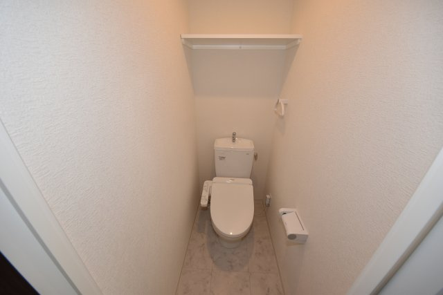 SHINMACHI  RESIDENCE KOUZUYAのトイレ