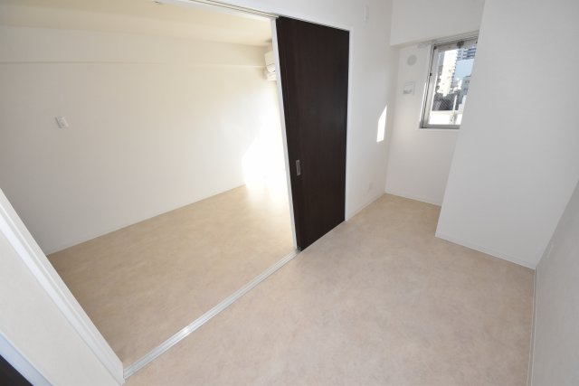 SHINMACHI  RESIDENCE KOUZUYA