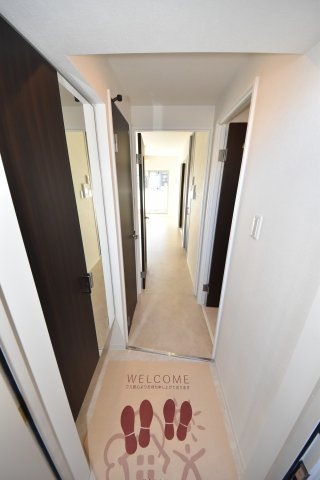 SHINMACHI  RESIDENCE KOUZUYAの玄関