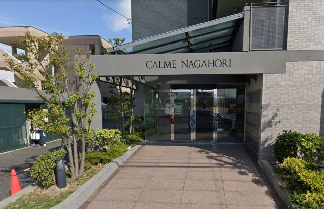 カルム長堀のエントランス|落ち着いたエントランスです