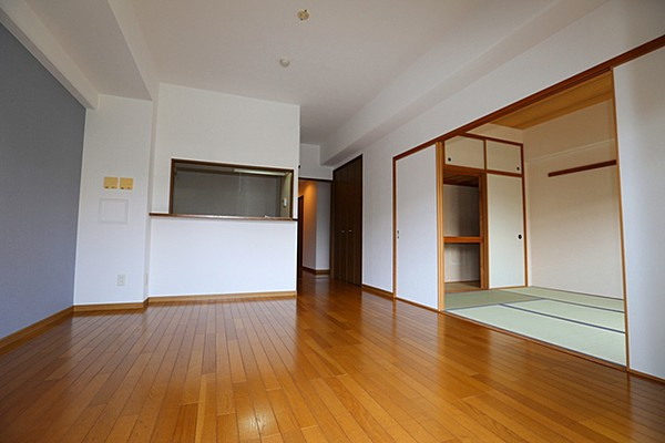 カルム長堀の居間・リビング