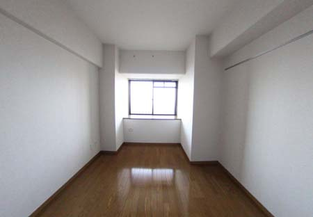 カルム長堀の内装|明るい室内です