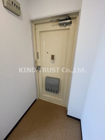 福井ビルの玄関|玄関です