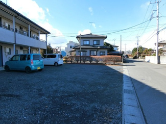 【駐車場】