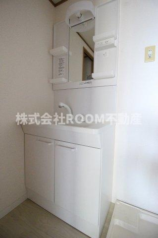 グランシティ蛍ヶ丘の独立洗面台|独立洗面台、朝の身支度には欠かせません