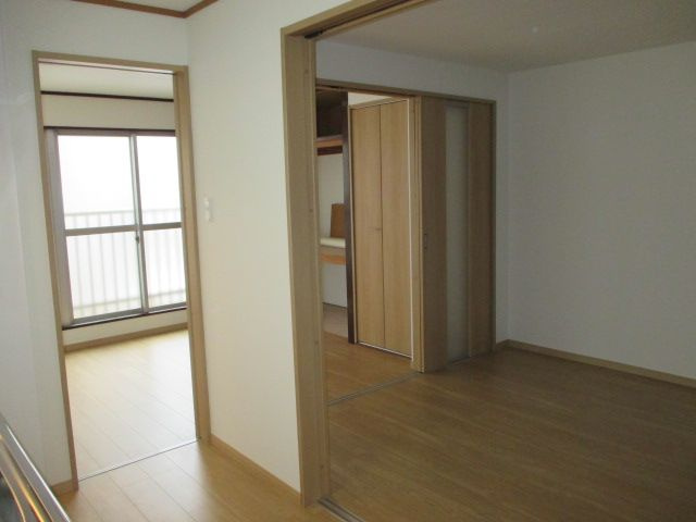 【居間・リビング】 | 大生館 | ゆったりとした居間です