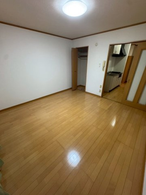 【居間・リビング】 | ミューズイン花中A