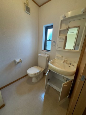 【トイレ】 | ミューズイン花中A