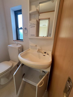 【洗面所】 | ミューズイン花中A