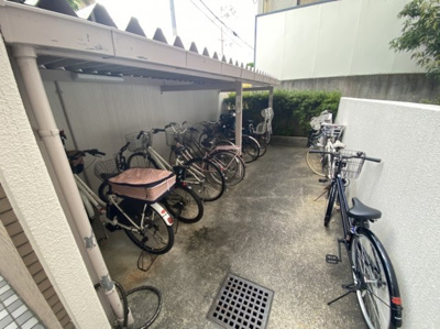 【その他共用部分】 | ロイヤルエスタ服部