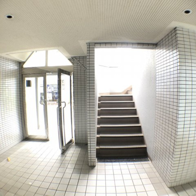 【エントランス】 | メゾン富松