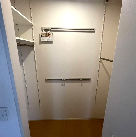 ノイエスカーサの収納|※イメージ　同物件・反転タイプの写真