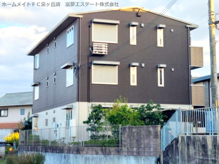 ノイエスカーサの外観